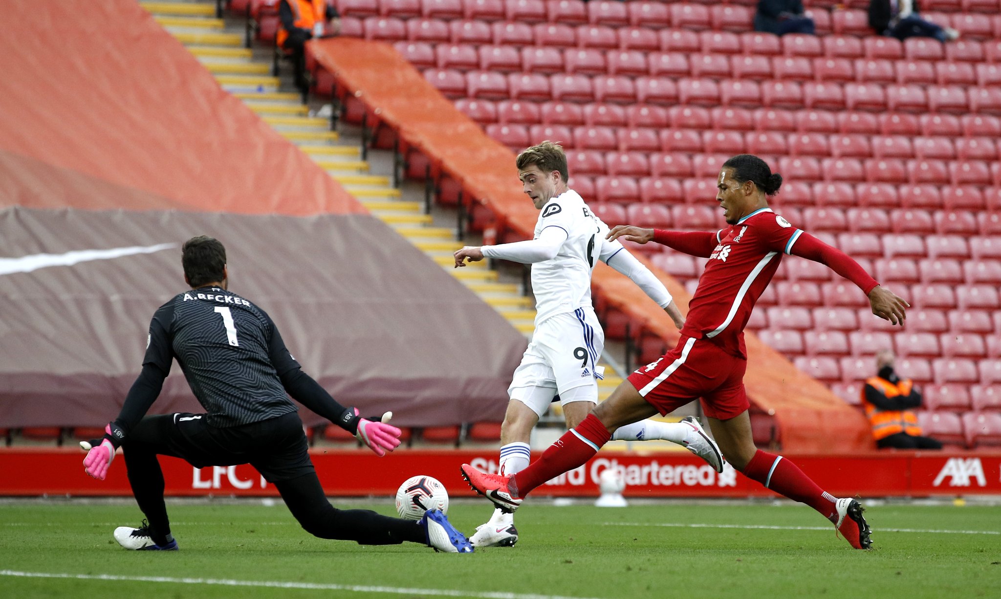 过精准换人 过精准换人