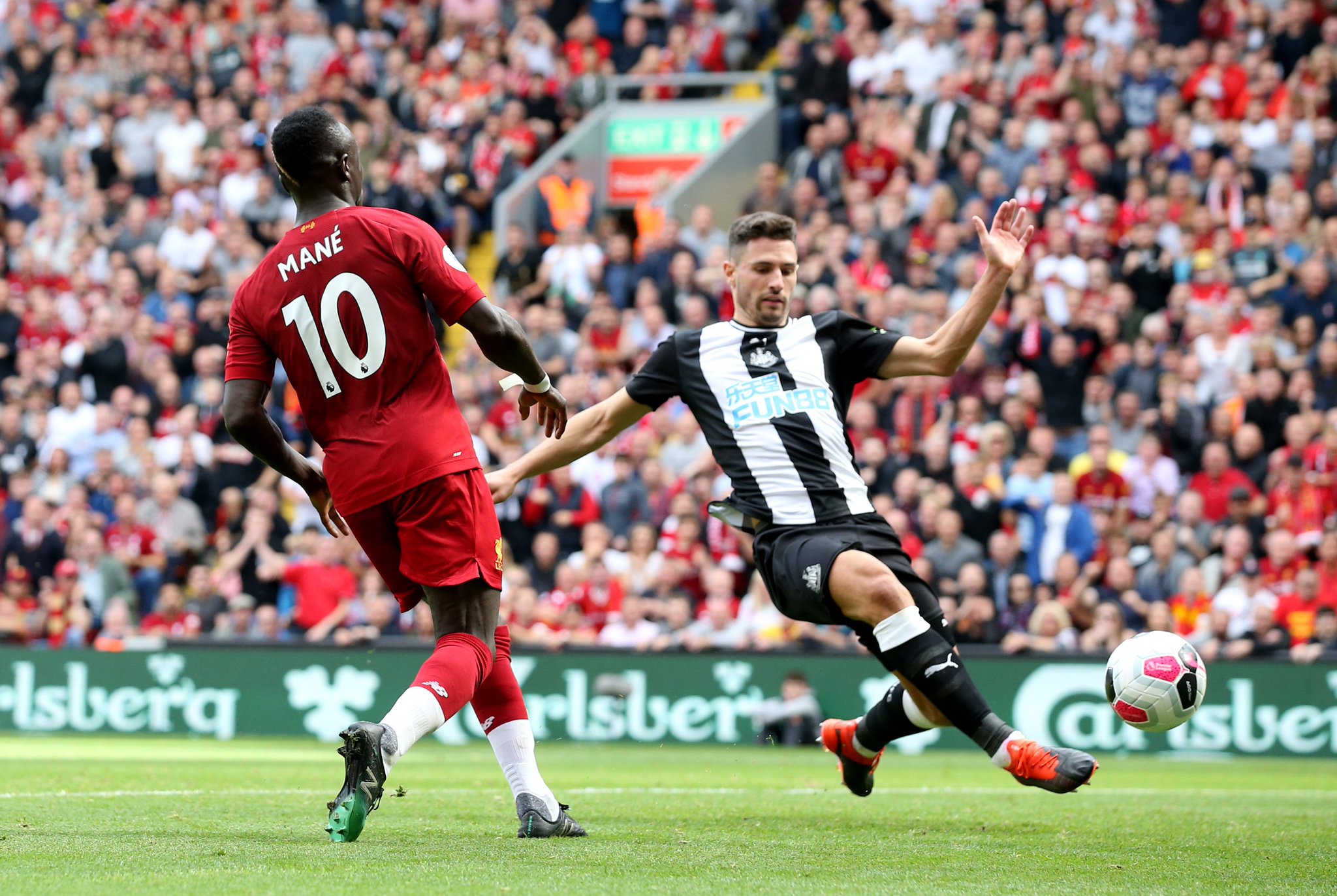 与自信心的 与自信心的